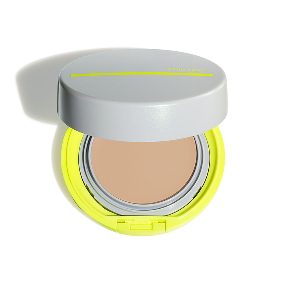 하이드로 BB 컴팩트 포 스포츠 SPF 50+ / PA+++, LIGHT